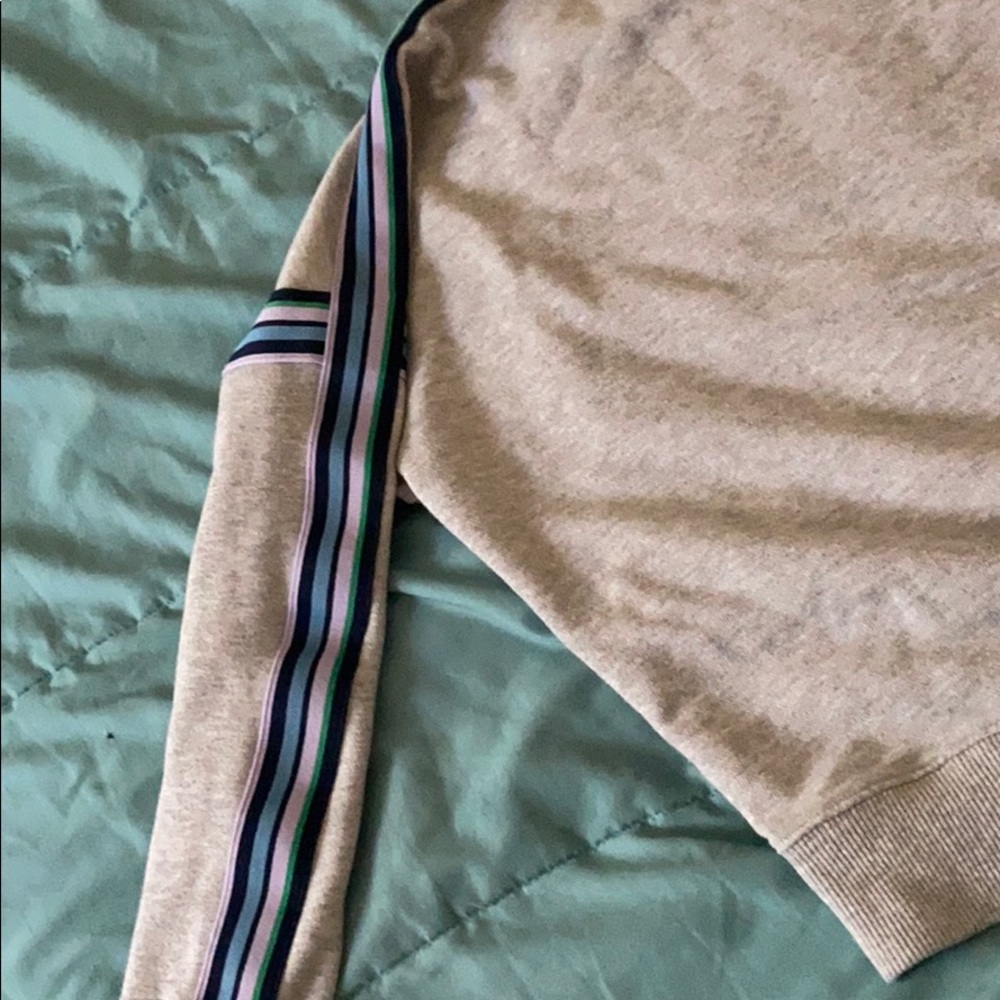 Sweater - Picture 2 of 4